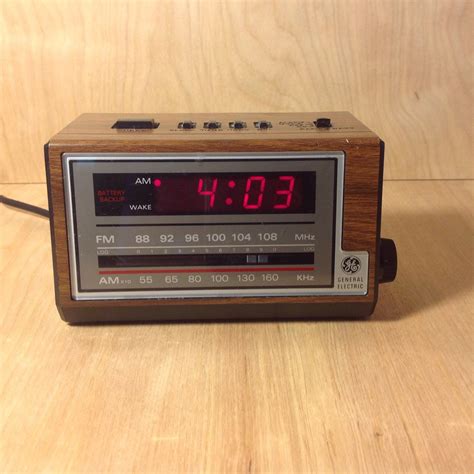 antique alarm clock radio|old fashioned alarm clock radio.